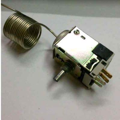 Терморегулятор холодильника ТAM-133-1 (1300mm) 3-х контакт.