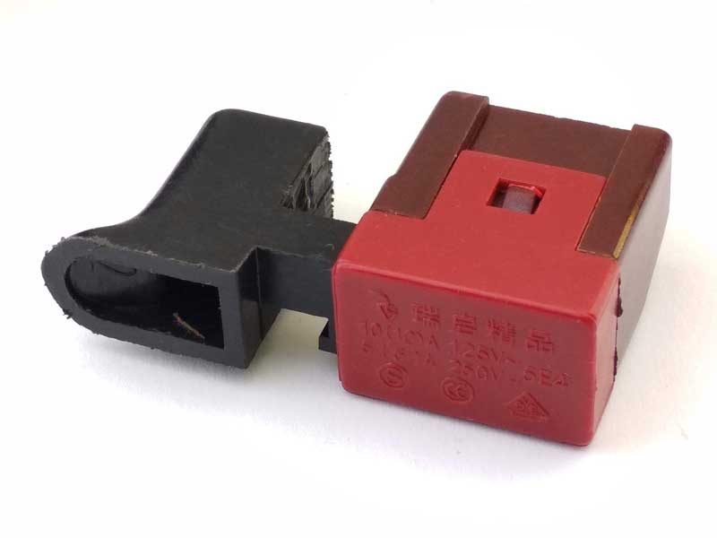 Выключатель 7,5A без фиксатора Выключатель 7,5A без фиксатора