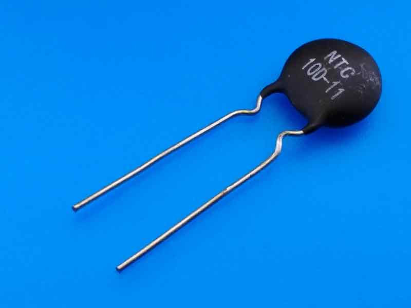 A 1 5 11 d 11. Терморезистор 10d-11. Термистор NTC 10d-11. Конденсатор NTC 10d-11. 10d 11 термистор.