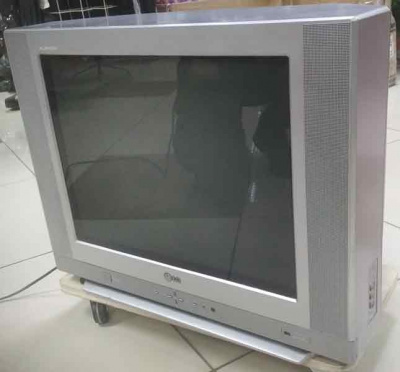 CRT-телевизор-LG-CT-21Q45RQ