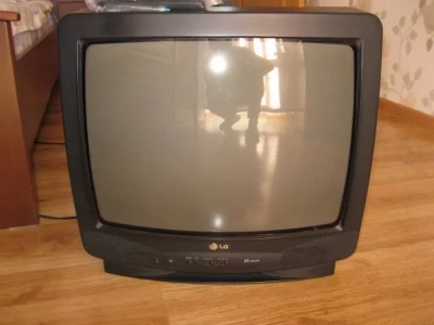 CRT телевизор LG CF-20E60