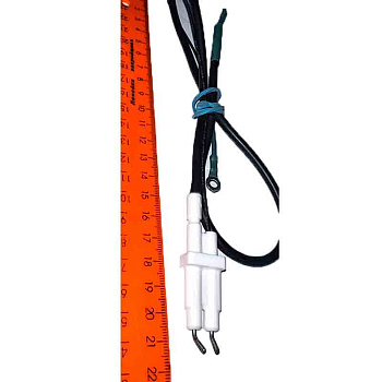 Электрод розжига на газовое оборудование, котлы длина 5,7см, 1,8см_1см, общая длина 60см GZ071