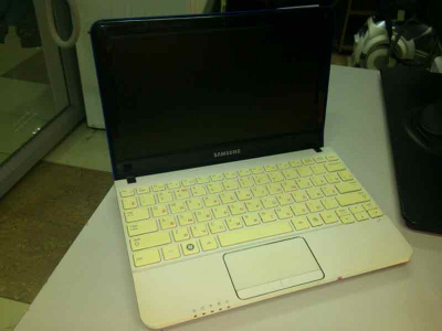 Ноутбук Samsung HKJ493LB900904V NP-NC110 - БУ