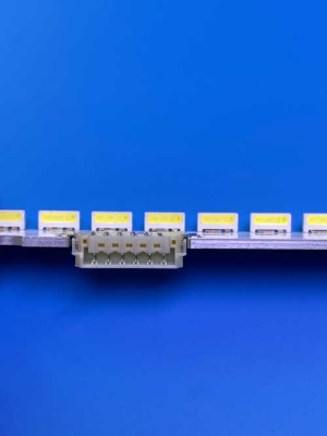 LED_Strip-(-светодиодная-подсветка)-Samsung-UE32ES5507VXRU-Ver-CS01-2012SVS32-7032NNB-44-2D-REV1.0-for-V1GE-320SM0-R1-3