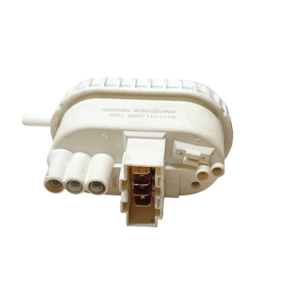 Прессостат стиральной машины Hisense B111-111-D008. Вид 3