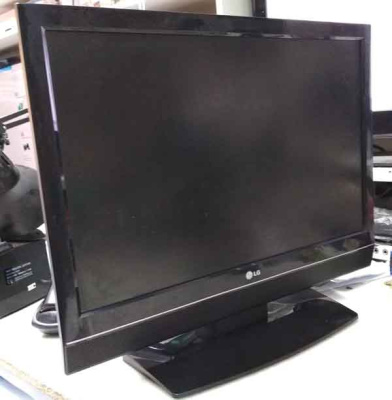 LCD-телевизор-LG-22LS4D